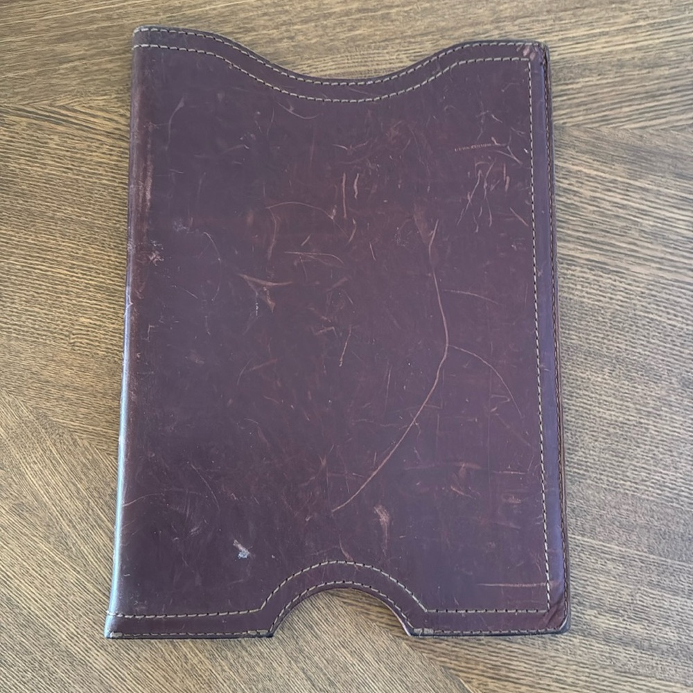 Saddleback leather sleeve for iPad or laptop ?